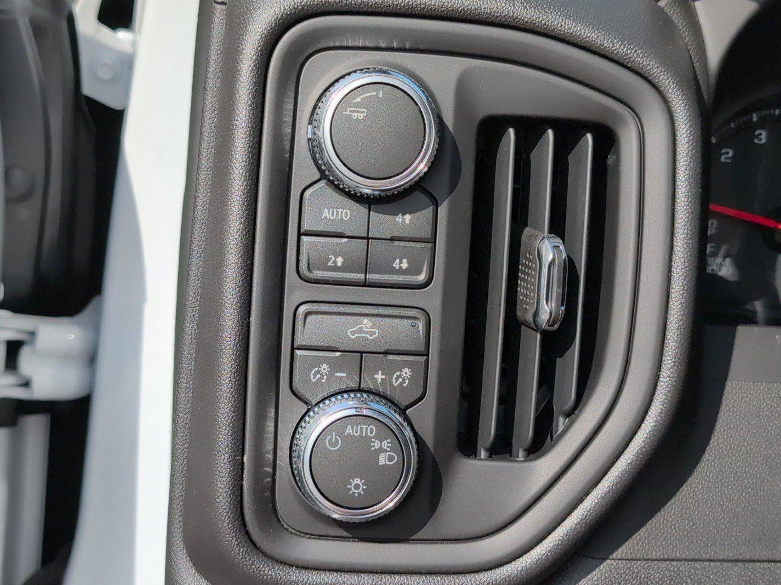 New 2026 GMC Sierra 1500 Pro w/ Pro Value Package AWD/4WD image 28