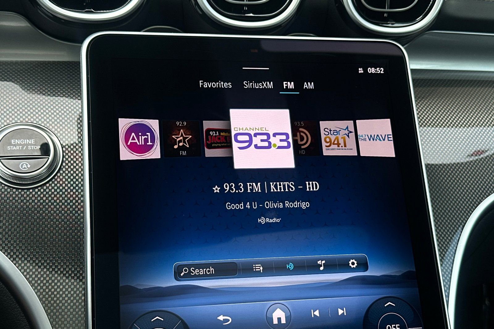 New 2025 Mercedes-Benz C 300 4MATIC Sedan image 33