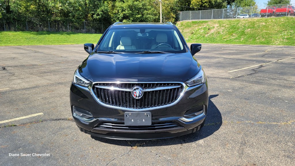 Used 2021 Buick Enclave Essence w/ Sound and Sites Package AWD/4WD image 4