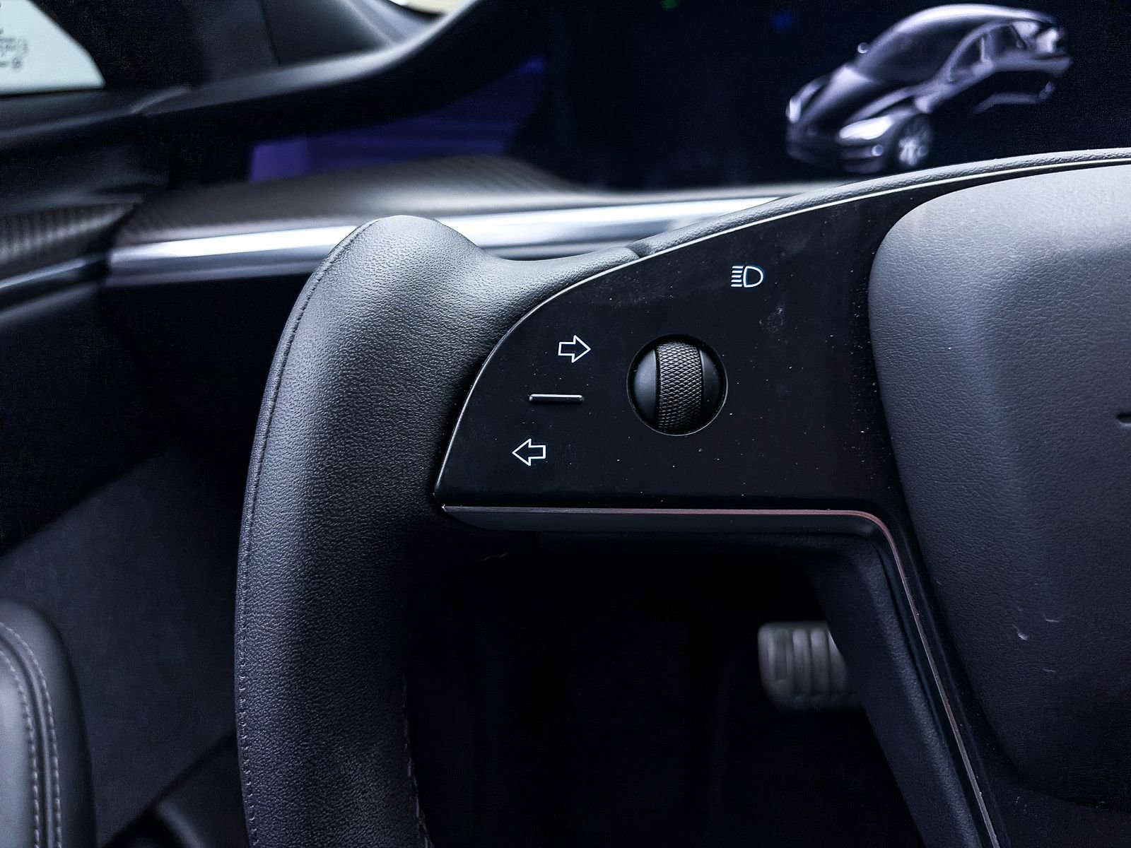 Used 2022 Tesla Model S Plaid image 28