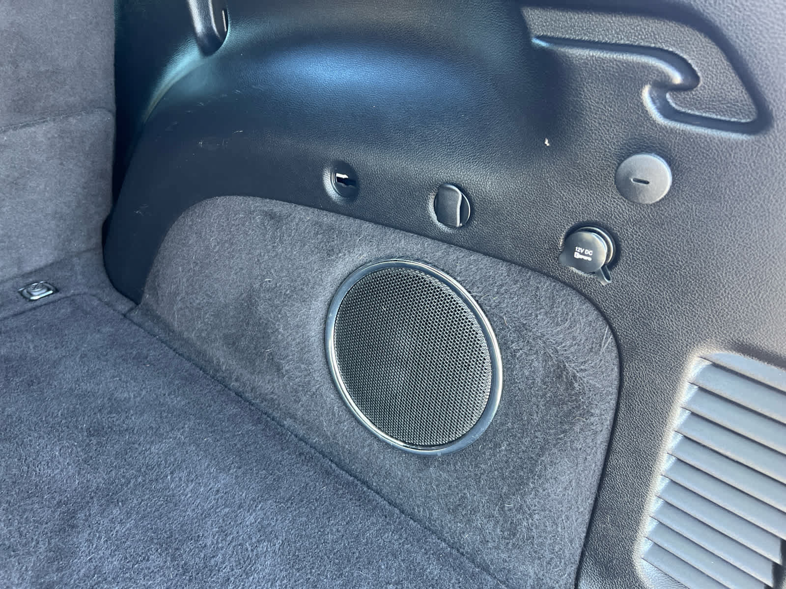 Used 2019 Jeep Grand Cherokee High Altitude AWD/4WD image 11