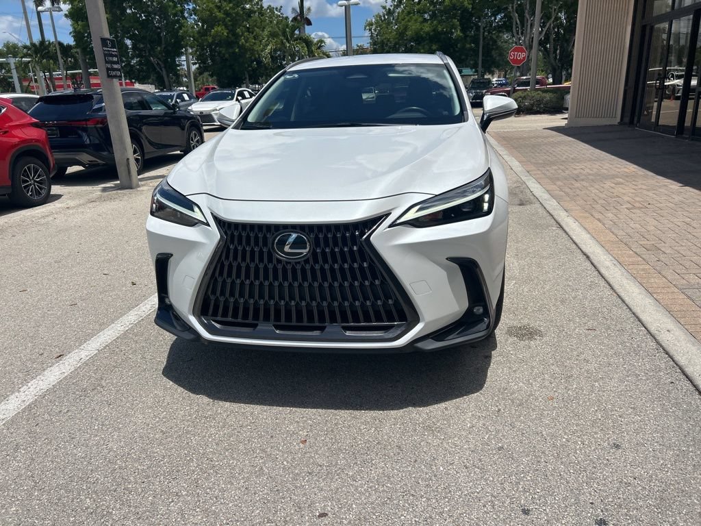 Used 2023 Lexus NX 250 FWD w/ Towing Package (2000 Lbs) image 9