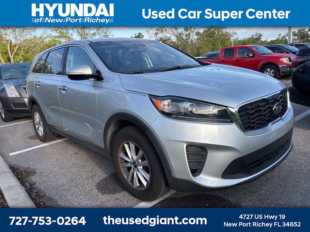 Used 2020 Kia Sorento LX image 4