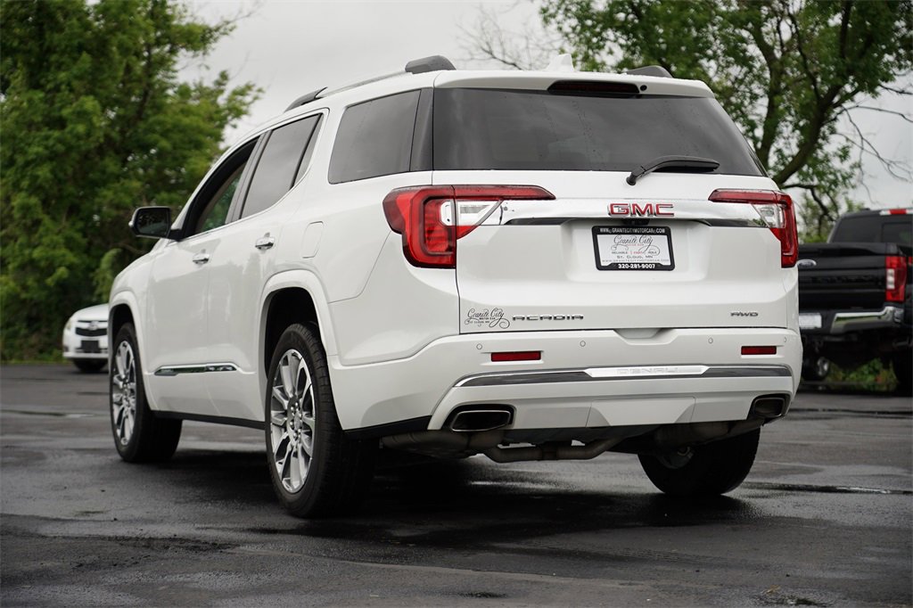 Used 2023 GMC Acadia Denali w/ Denali Ultimate Package image 5