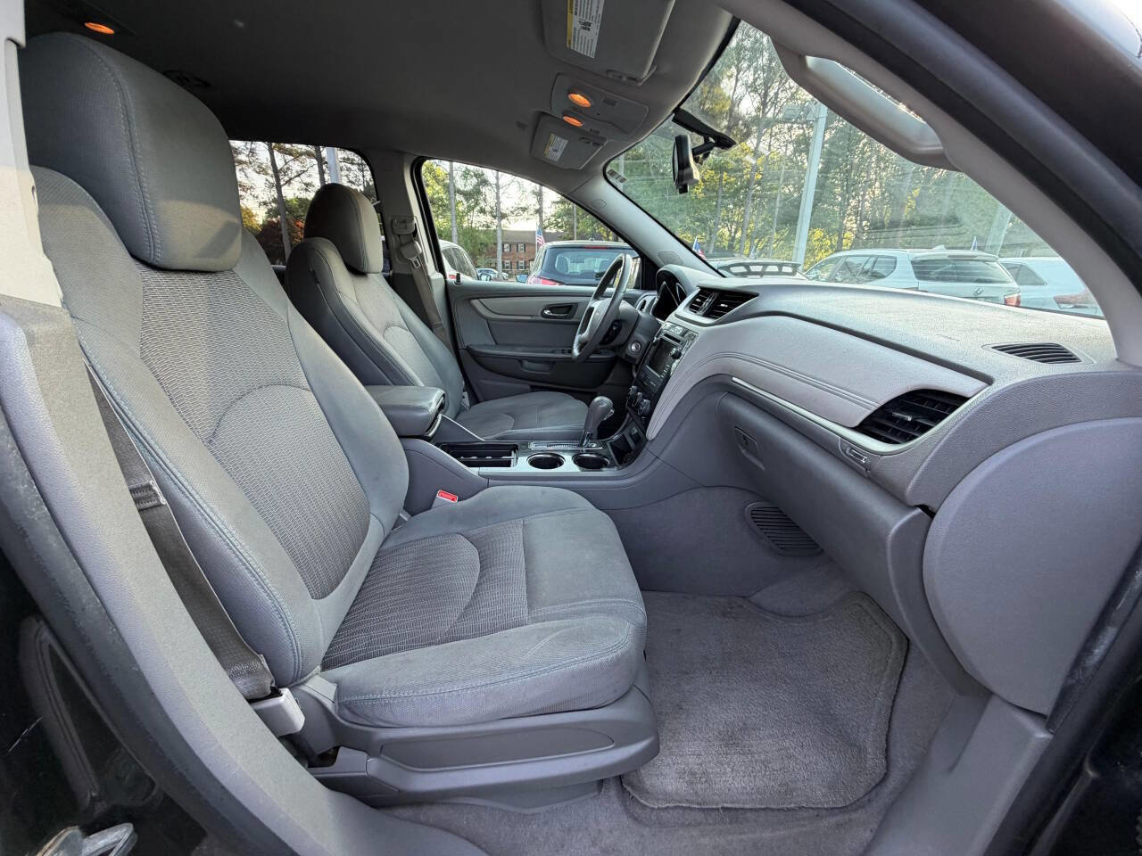 Used 2014 Chevrolet Traverse LT AWD/4WD image 7