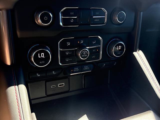 Certified 2021 Chevrolet Suburban RST AWD/4WD image 16