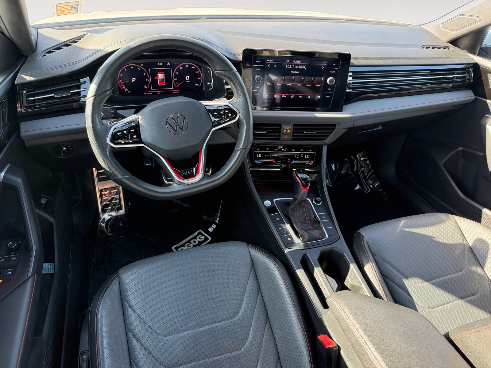 Certified 2025 Volkswagen Jetta GLI Autobahn FWD image 15