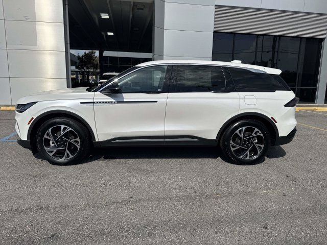 New 2026 Lincoln Nautilus Premier AWD/4WD image 6