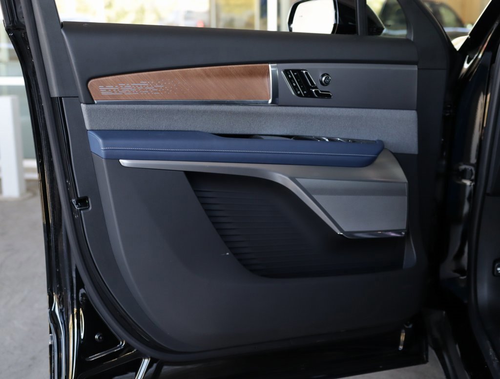 New 2026 Cadillac Vistiq Premium Luxury image 30