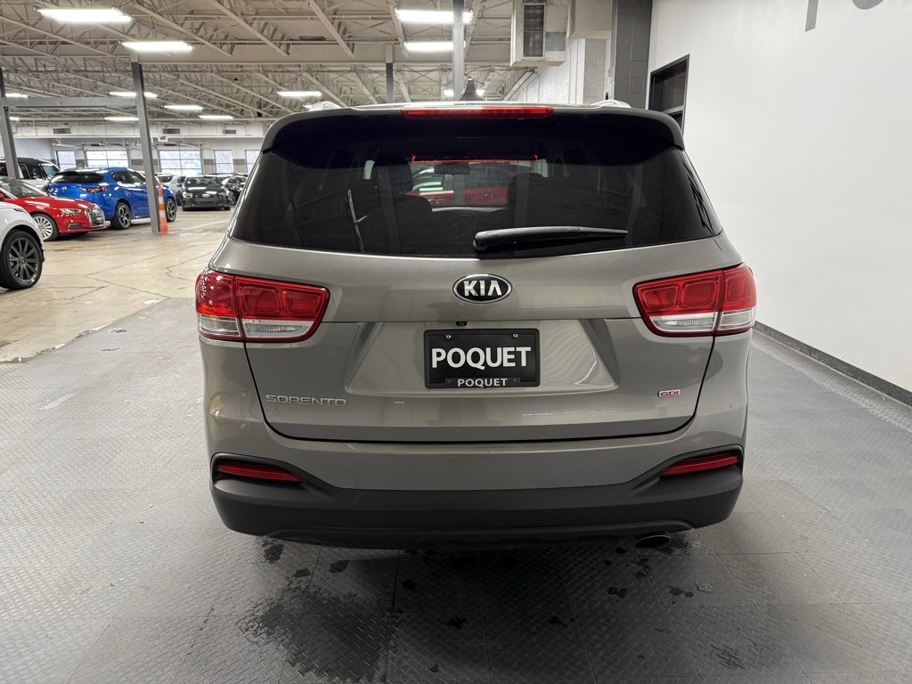 Used 2018 Kia Sorento LX image 5