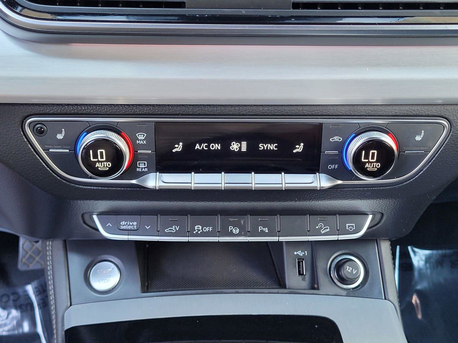 Used 2021 Audi Q5 e Prestige w/ Prestige Package image 27