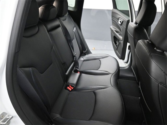 New 2026 Jeep Compass Latitude image 22