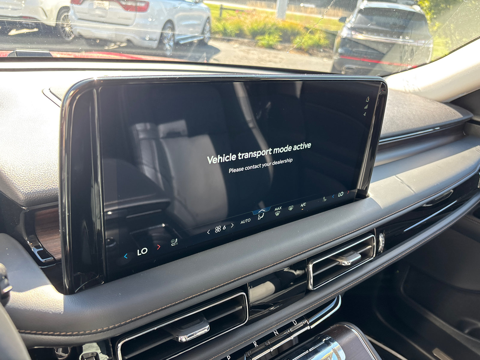 New 2026 Lincoln Aviator Reserve w/ Jet Appearance Package AWD/4WD image 18
