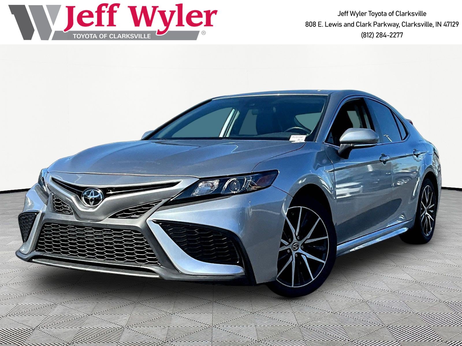 Used 2023 Toyota Camry SE