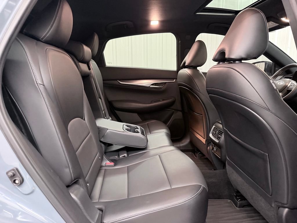 Certified 2022 INFINITI QX55 Luxe w/ Cargo Package AWD/4WD image 35