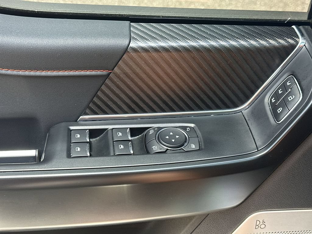 Used 2025 Ford F150 Raptor AWD/4WD image 32