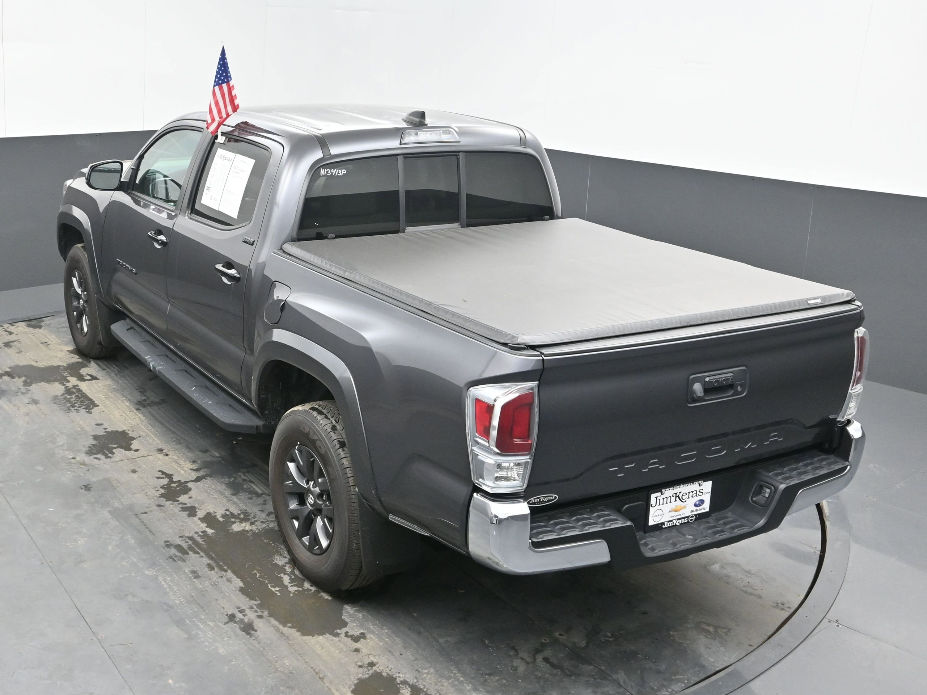 Used 2022 Toyota Tacoma SR5 w/ SR5 Appearance Package (SM) image 35