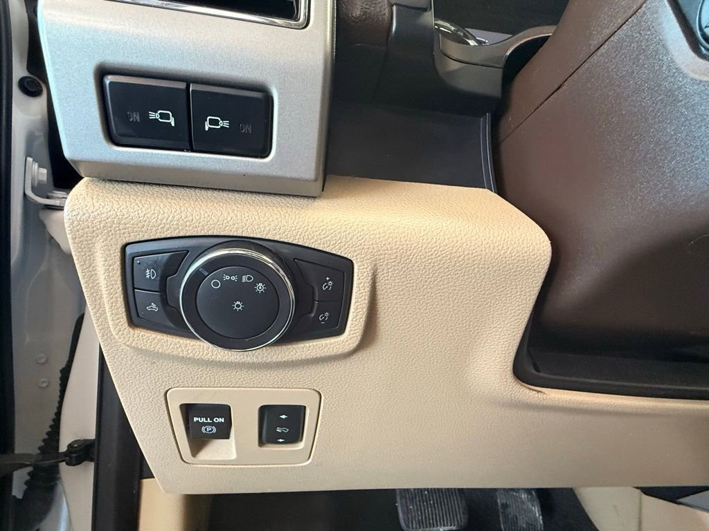 Used 2018 Ford F150 Lariat w/ Equipment Group 502A Luxury image 27