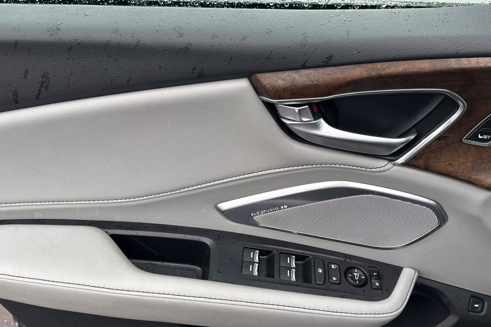 Used 2021 Acura RDX AWD w/ Advance Package image 11