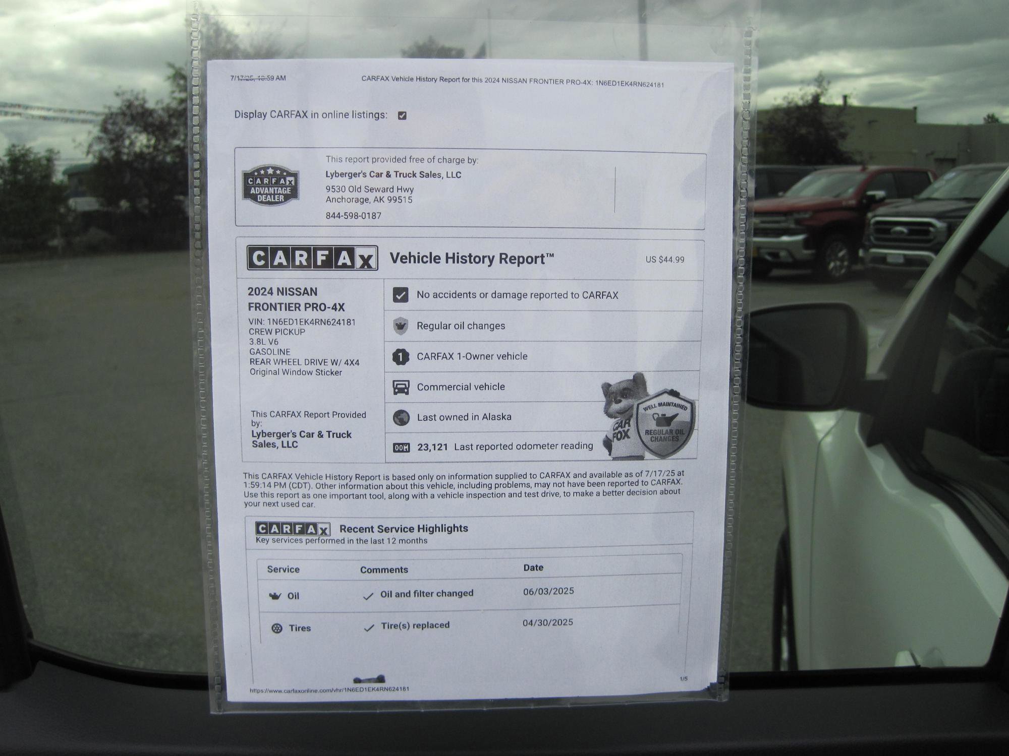 Used 2024 Nissan Frontier SV w/ SV Convenience Package image 9