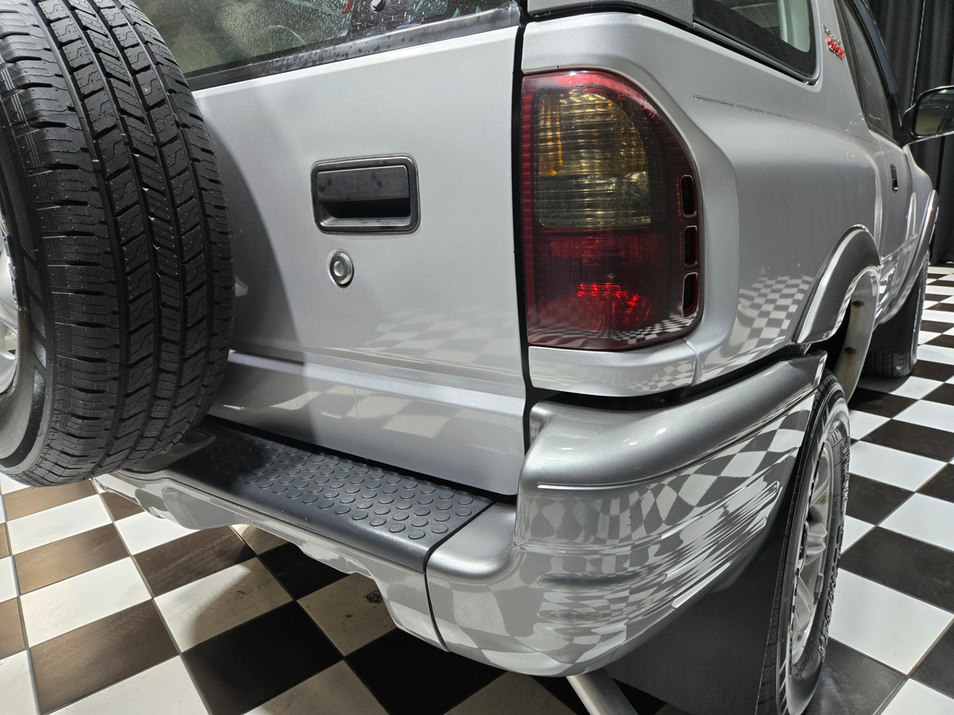 Used 2002 Isuzu Rodeo Sport RWD image 44