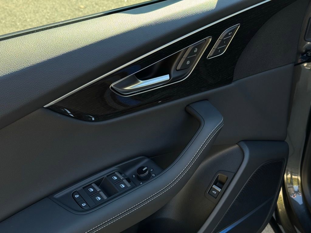 New 2026 Audi Q8 Premium Plus image 18