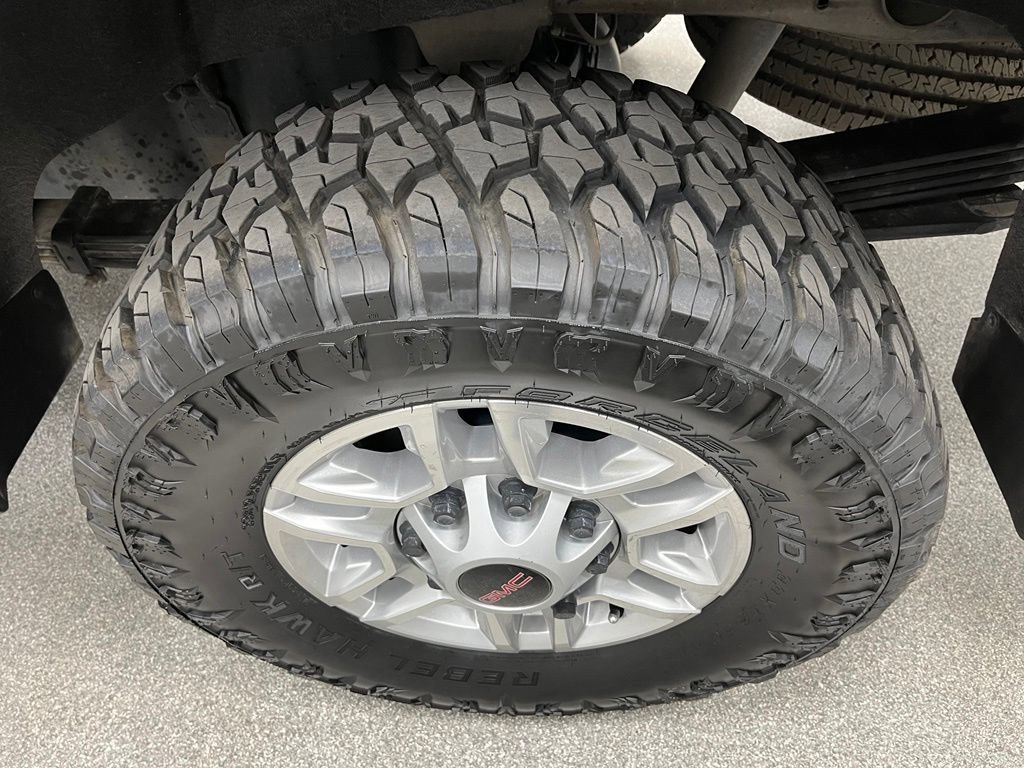 Used 2021 GMC Sierra 2500 SLE w/ SLE Convenience Package AWD/4WD image 16