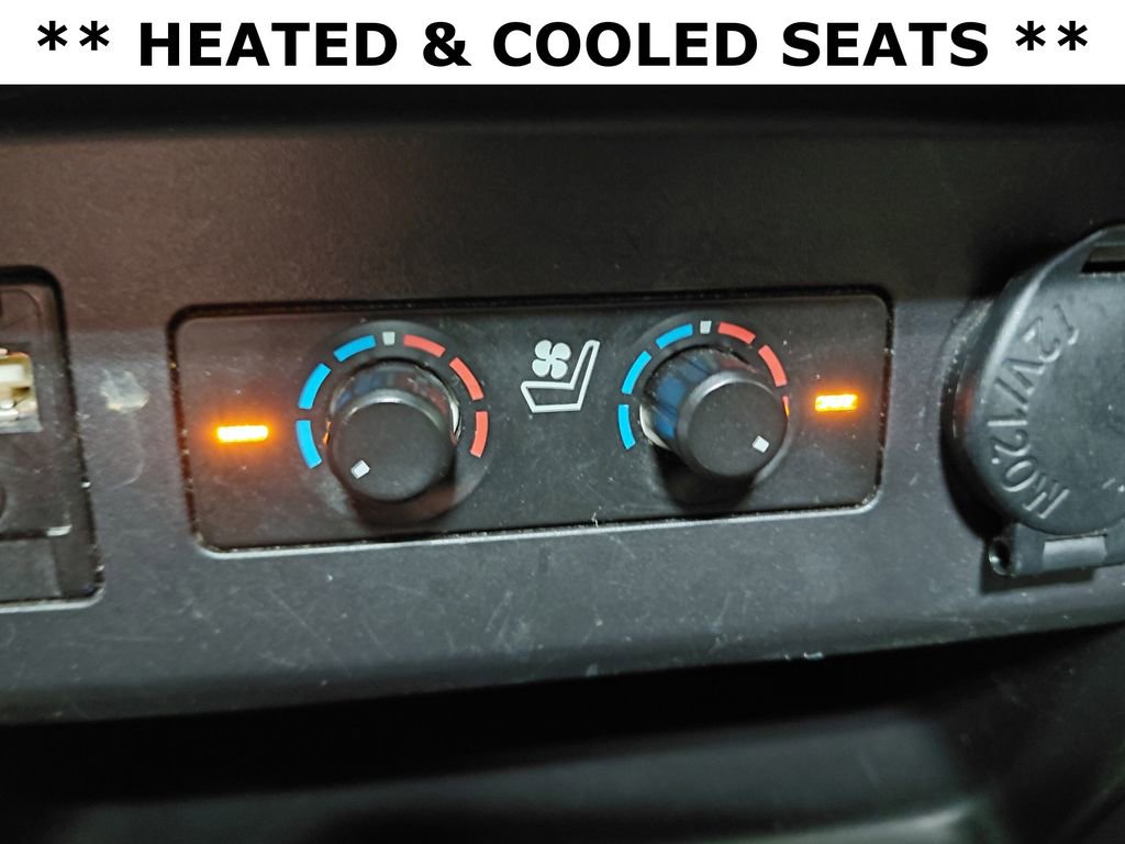 Used 2016 Toyota 4Runner Limited image 4