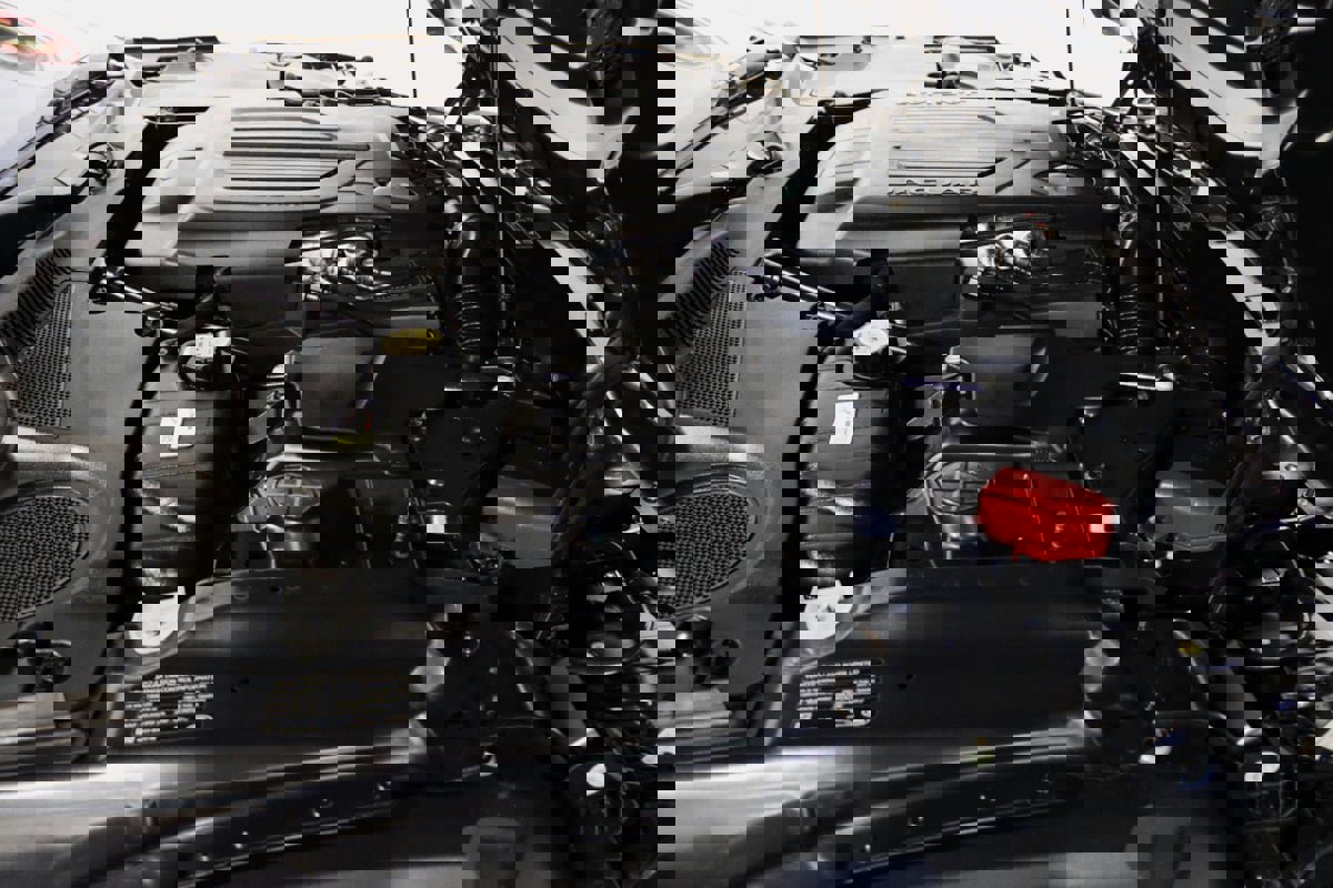 Used 2021 Jaguar F-TYPE R-Dynamic image 94