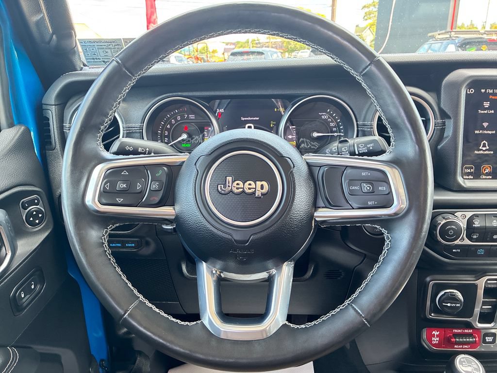 Used 2023 Jeep Wrangler Unlimited Rubicon 4xe w/ Cold Weather Group AWD/4WD image 22