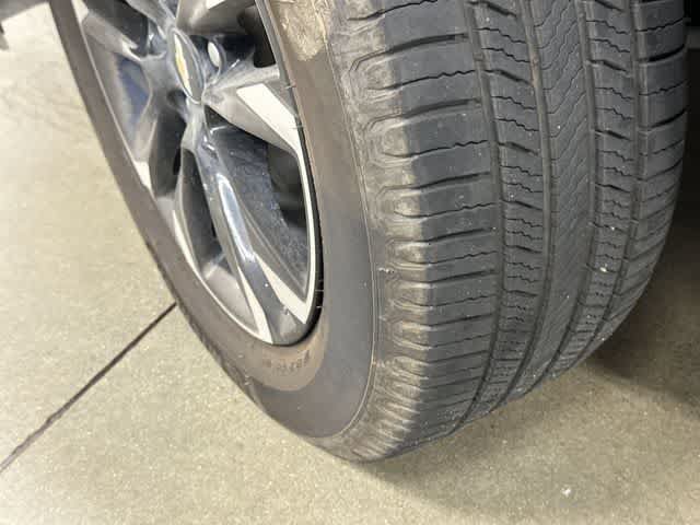 Used 2023 Chevrolet TrailBlazer LT FWD image 28