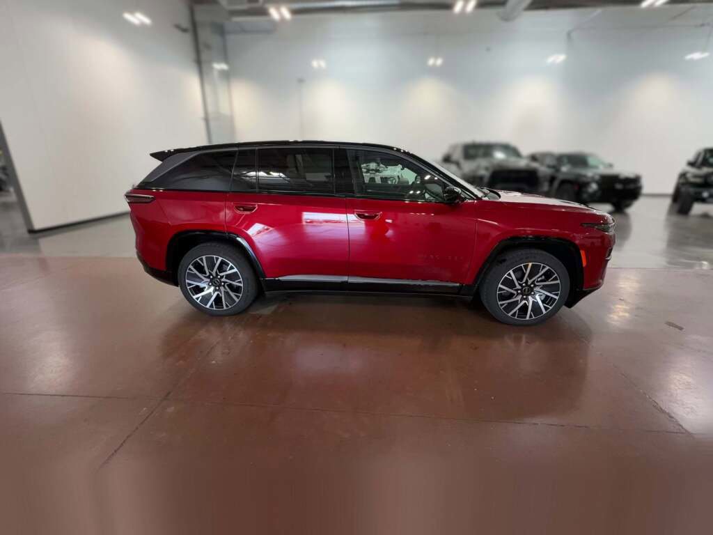 New 2025 Jeep Wagoneer S Limited image 14