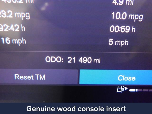 Used 2023 Volvo XC60 B5 Plus w/ Protection Package Premier image 33