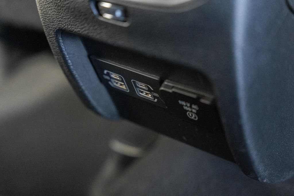 Certified 2022 Jeep Cherokee Latitude Lux w/ Sun & Sound Group AWD/4WD image 31