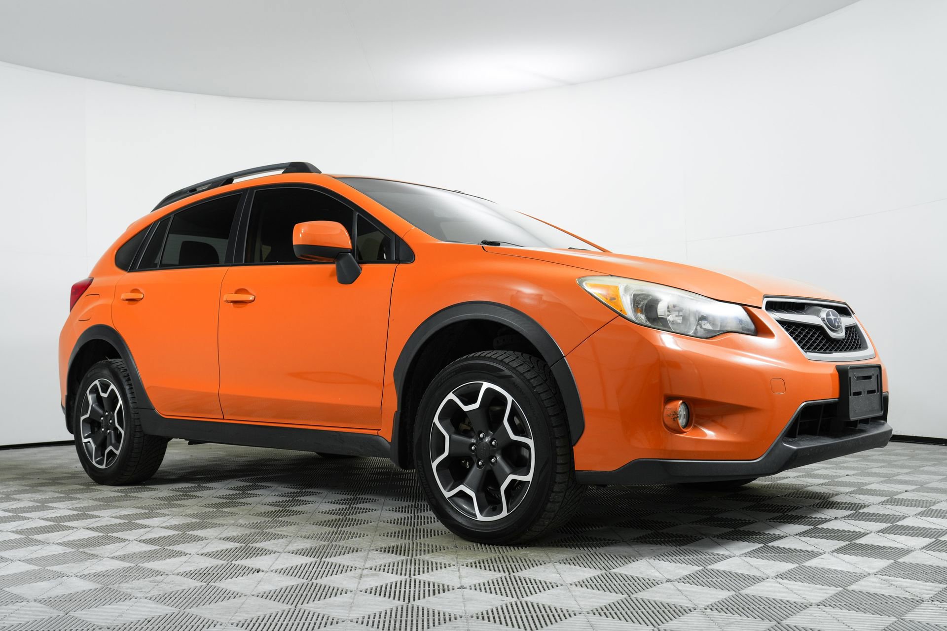 Used 2014 Subaru Crosstrek 2.0i Premium w/ Moonroof Package