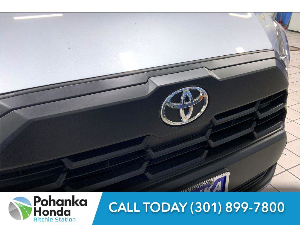Used 2026 Toyota Corolla Cross L AWD/4WD image 31