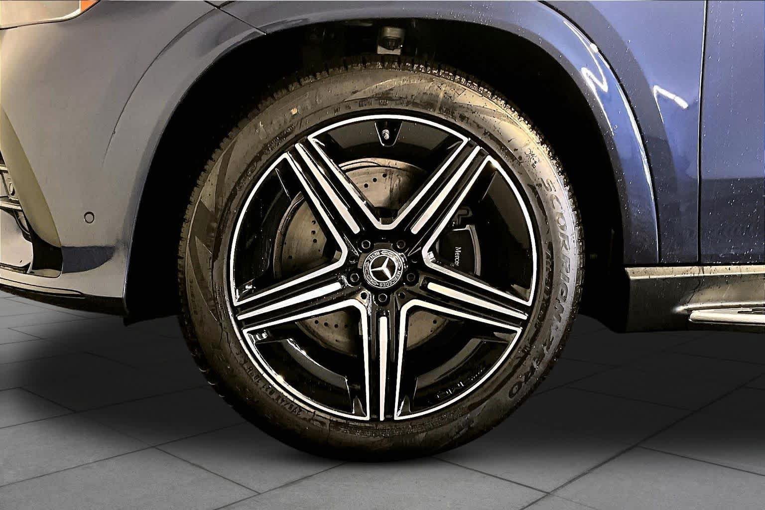 New 2026 Mercedes-Benz GLE 450 4MATIC image 17