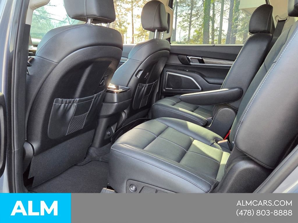 Used 2021 Kia Telluride SX w/ Nightfall Edition Package AWD/4WD image 5