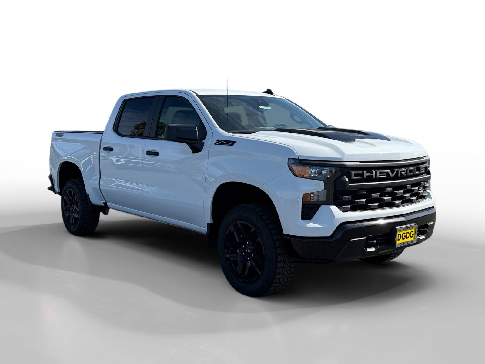 New 2026 Chevrolet Silverado 1500 Custom Trail Boss w/ Dark Appearance Package image 7