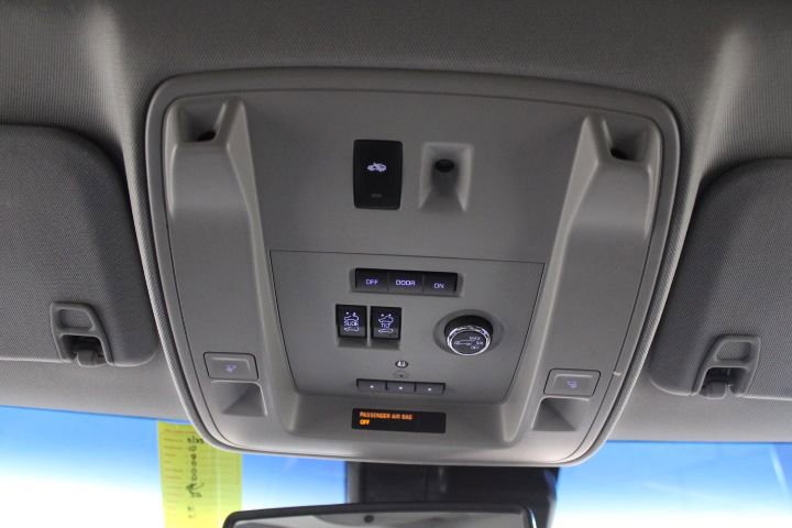 Used 2019 GMC Yukon Denali w/ Denali Ultimate Package image 44