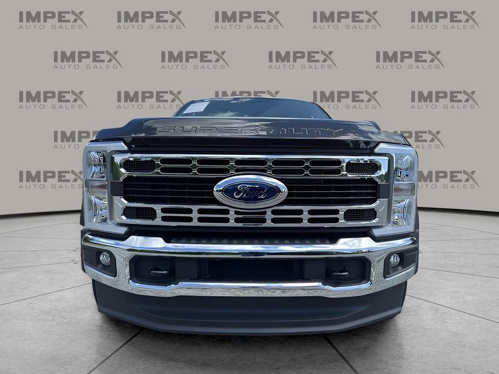Used 2025 Ford F450 XLT image 36