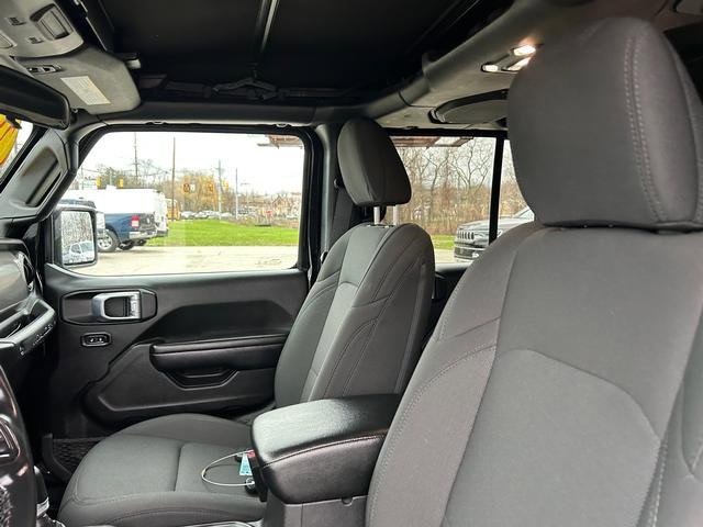 Used 2021 Jeep Wrangler Unlimited Sport image 12