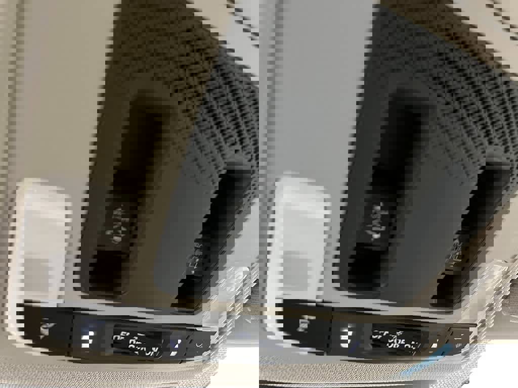 New 2025 Honda Pilot Touring image 17