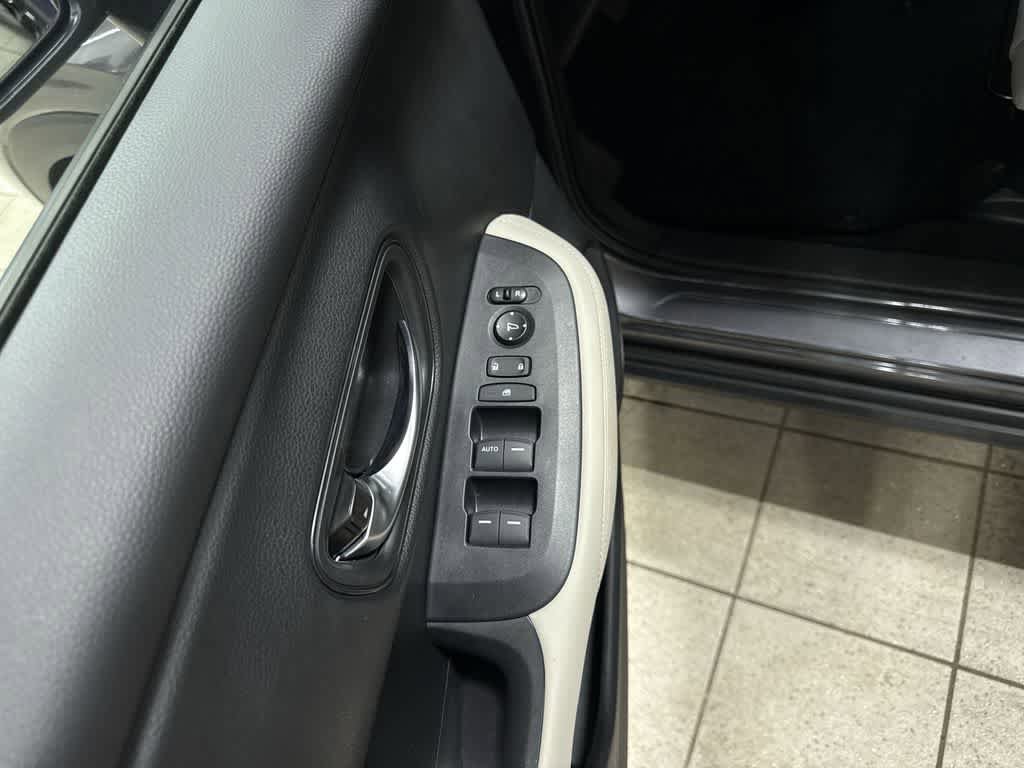 Certified 2024 Honda HR-V LX image 22