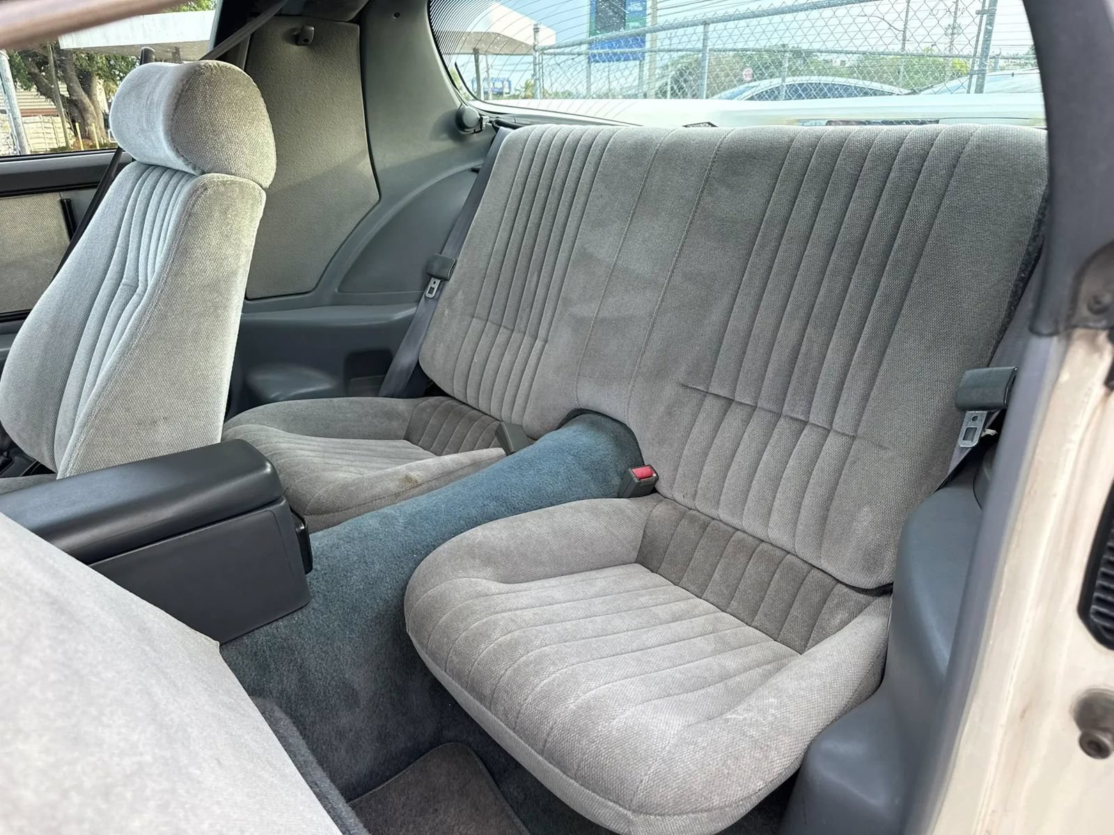 Used 1990 Pontiac Firebird Trans Am RWD image 14