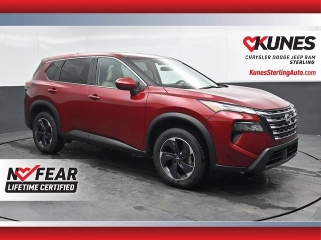 Used 2025 Nissan Rogue SV AWD/4WD image 1