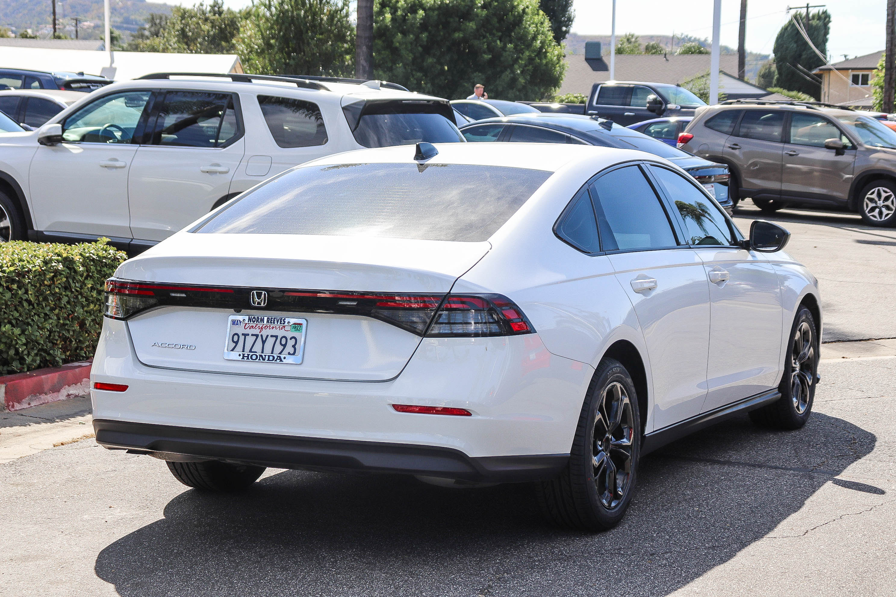 Used 2025 Honda Accord SE image 9