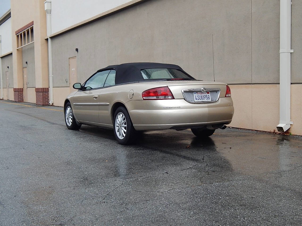 Used 2001 Chrysler Sebring LXi image 9