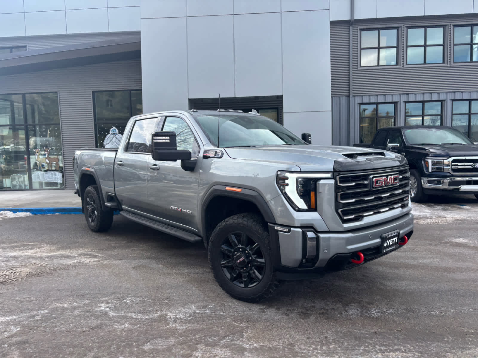 Used 2024 GMC Sierra 2500 AT4 w/ AT4 Premium Plus Package image 2
