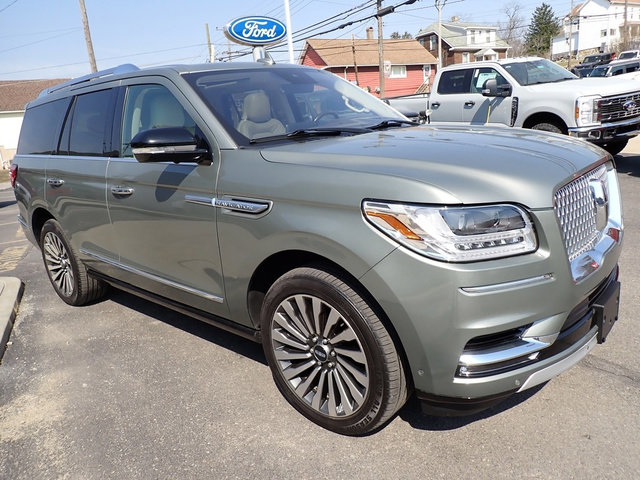 Used 2019 Lincoln Navigator Reserve image 9